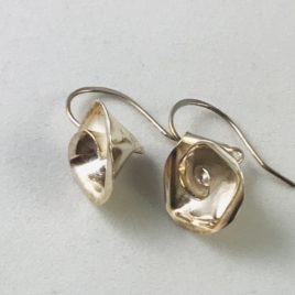 Earring – Sterling silver rose