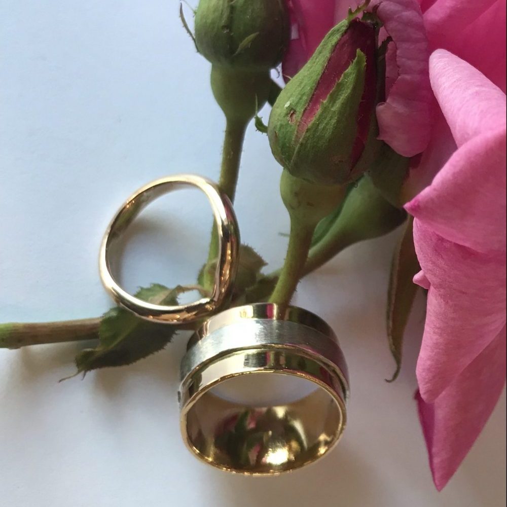 Gold Wedding Ring his and hers