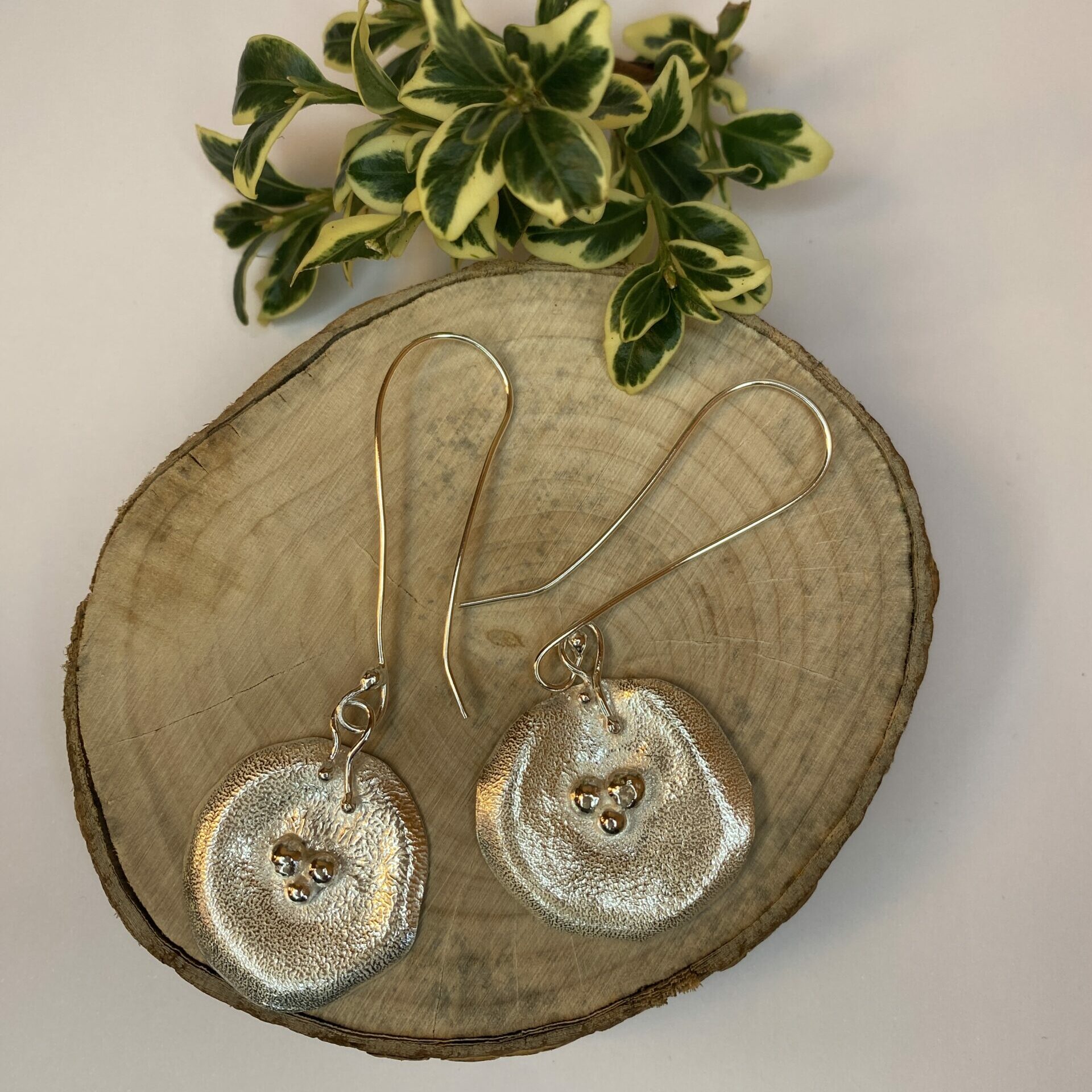 Earrings – Sterling Silver Lily Pad Reticulated Dangly Long Earrings