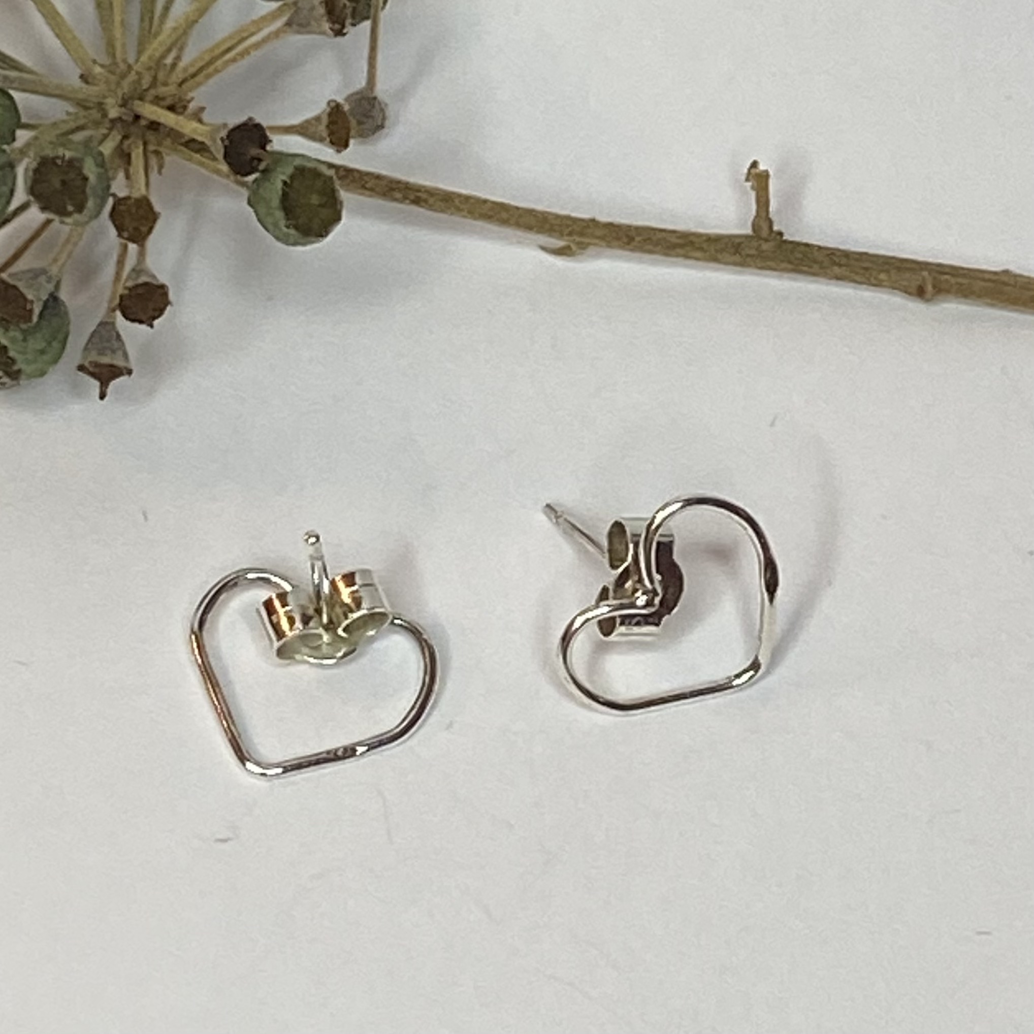 Earrings – Sterling Silver Wire Heart Stud Earrings