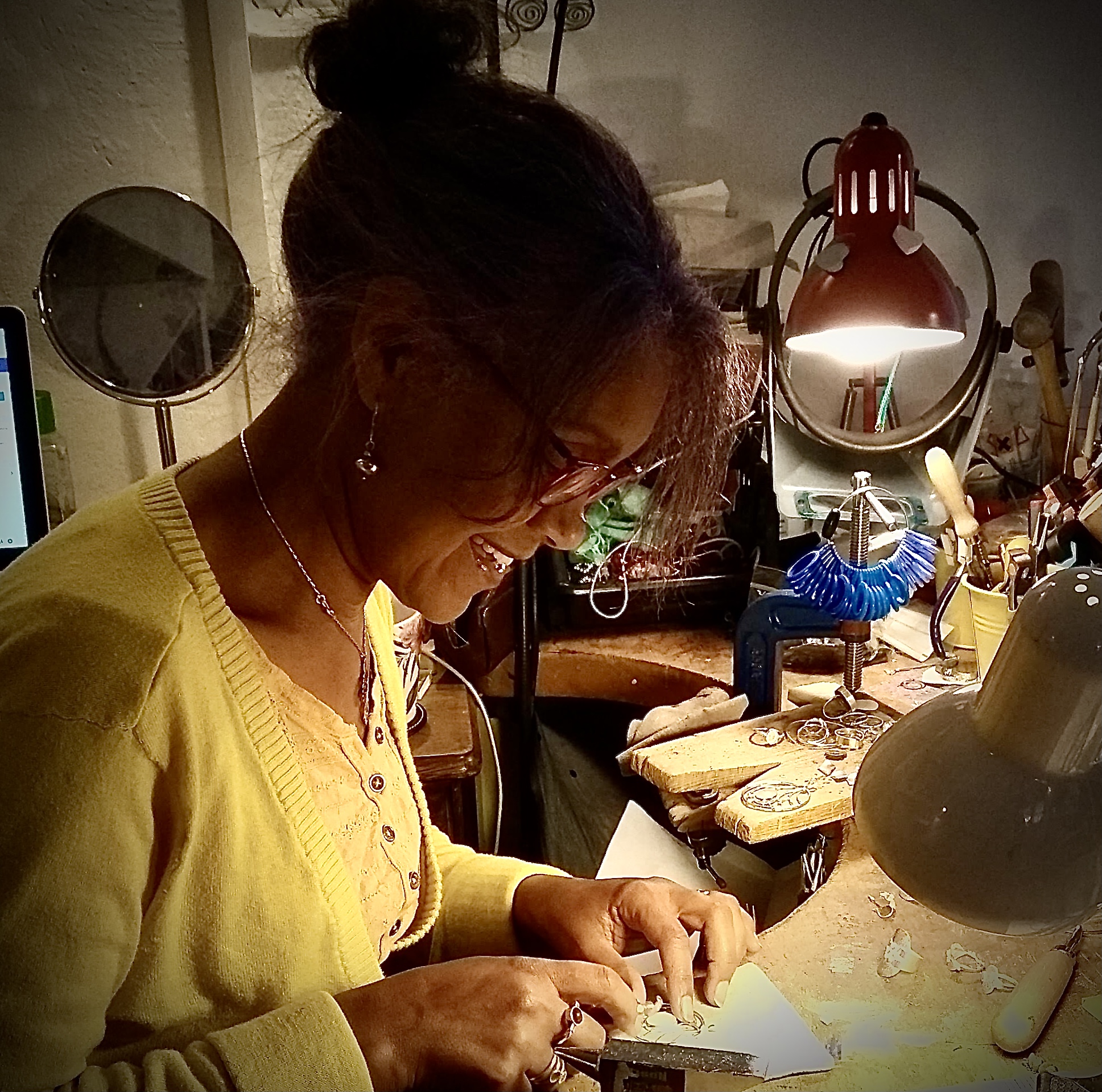 Elelta Bijoux, Tsedey in her studio.